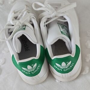 Adidas Kids Stan Smith Sneakers White with Green Accents. Size 2.
